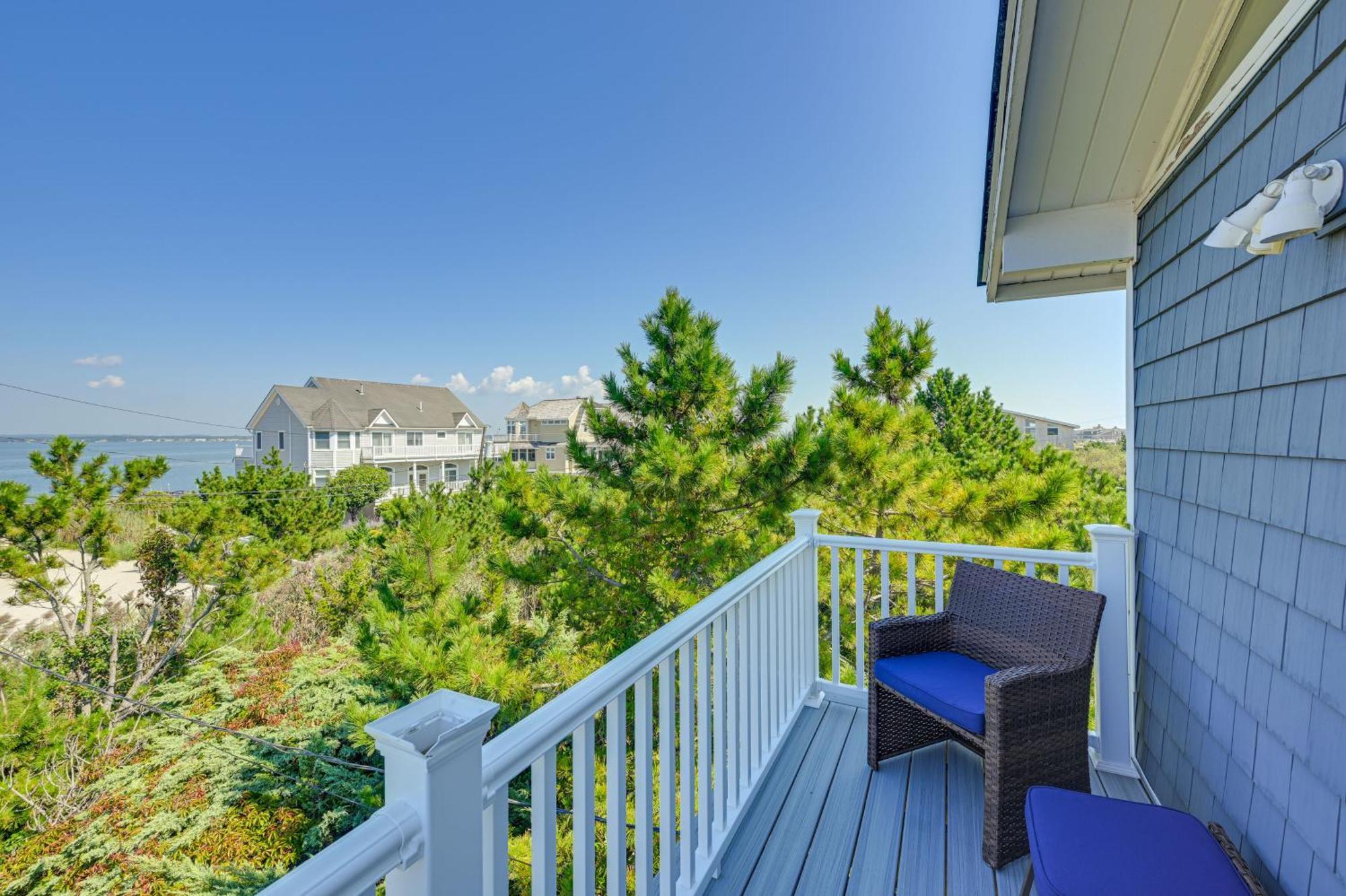 Westhampton Beach Home With Deck And Ocean Views! Exterior photo