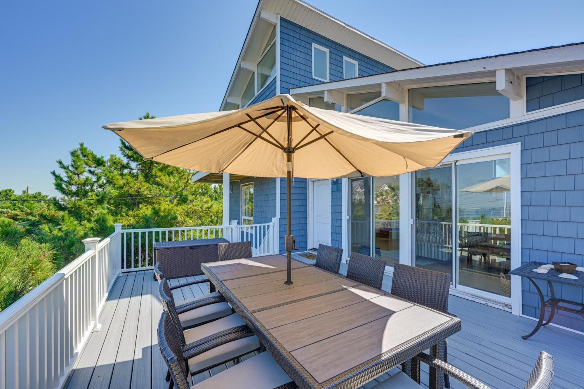 Westhampton Beach Home With Deck And Ocean Views! Exterior photo